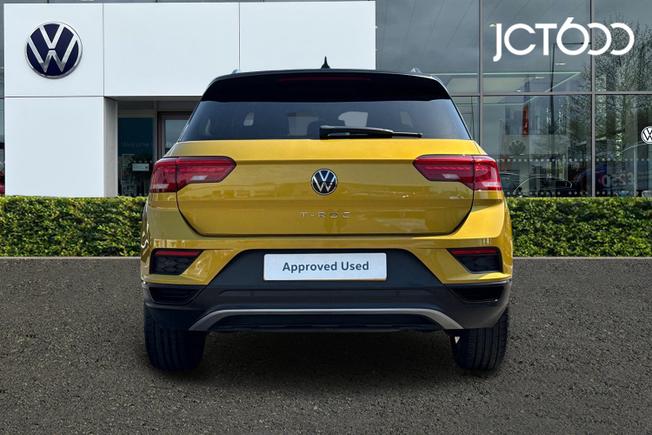 VOLKSWAGEN T-Roc Photo 7