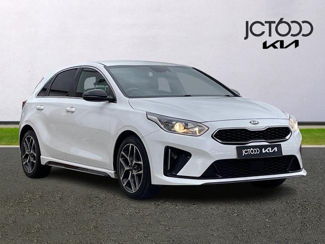 KIA Ceed Photo 1