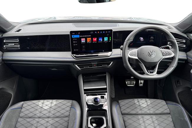 VOLKSWAGEN Tiguan Photo 10