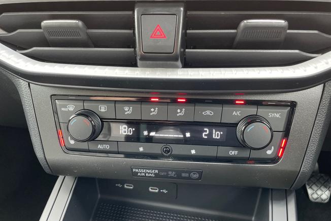 SEAT Ibiza Photo 32