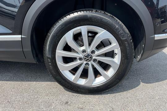 Volkswagen T-roc Photo autoimg-608af306fb9052b241f59c06f637749e830b2852.jpg
