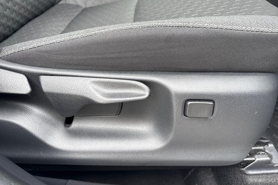 Toyota YARIS CROSS Photo autoimg-60946d026a21ff2b926ad4d0ee55d415e9fb87f0.jpg
