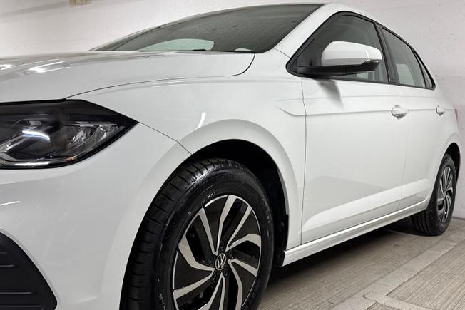 VOLKSWAGEN Polo Photo 28