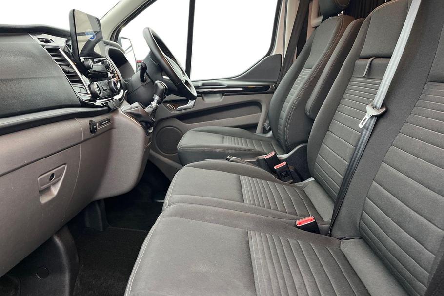 Used Ford TRANSIT CUSTOM HN22XYG 9