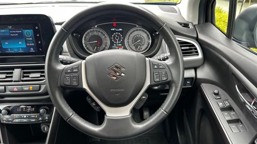 Suzuki SX4 Photo autoimg-609a4397001e1f722f8cf38a31f7f73ffdb479bf.jpg