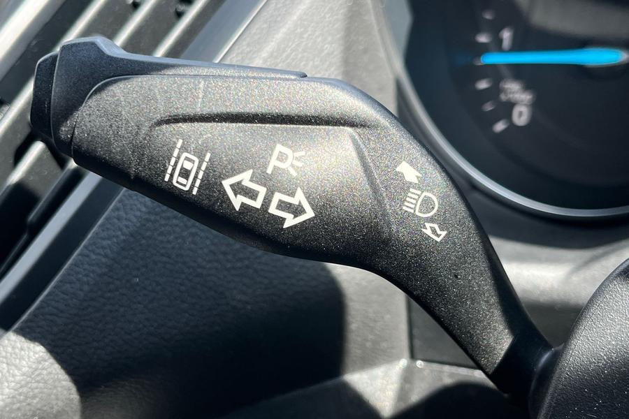 Ford Kuga Photo autoimg-609c8b897c03af2b312aa3dc4fb68a5af0b97902.jpg