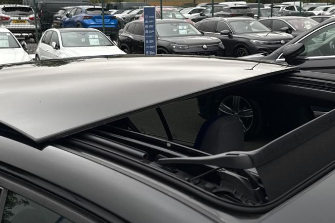 Volkswagen Golf Photo 47