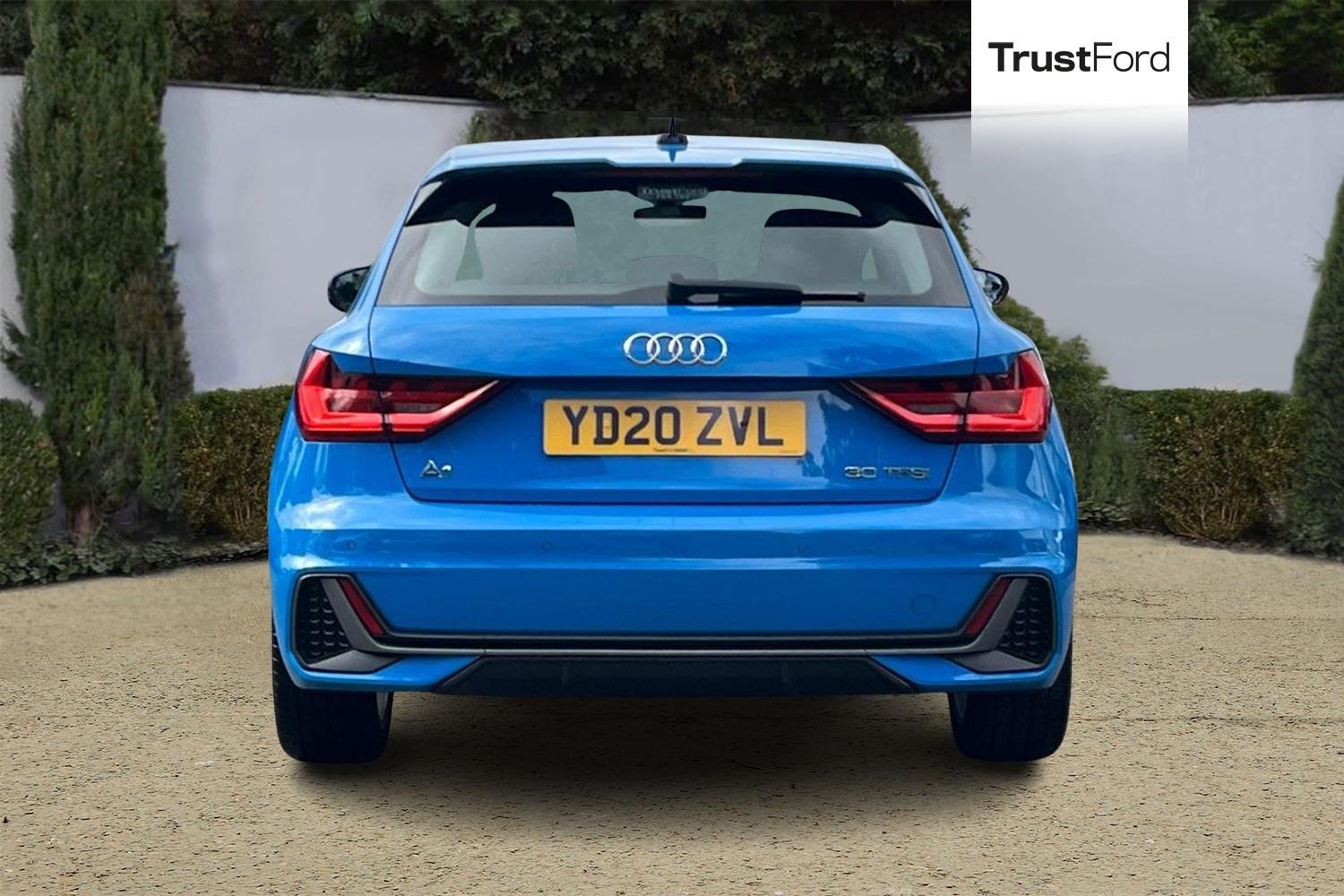 Audi A1 Photo 6
