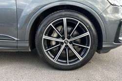 AUDI Q7 Photo 5