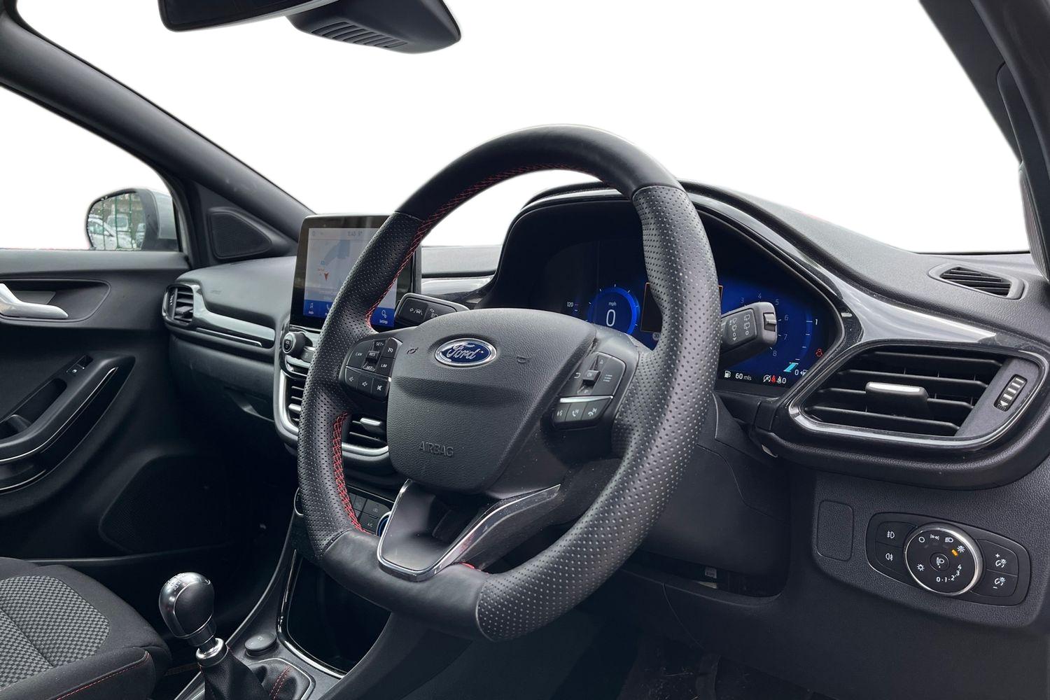 Ford PUMA Photo 8