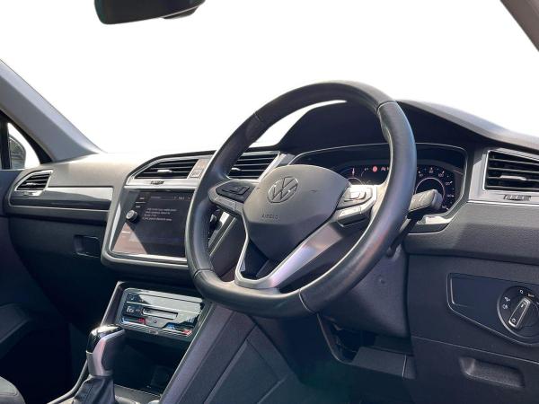Volkswagen Tiguan Photo autoimg-60a4dd18bd9394b60dc11d3549925fce54bee854.jpg