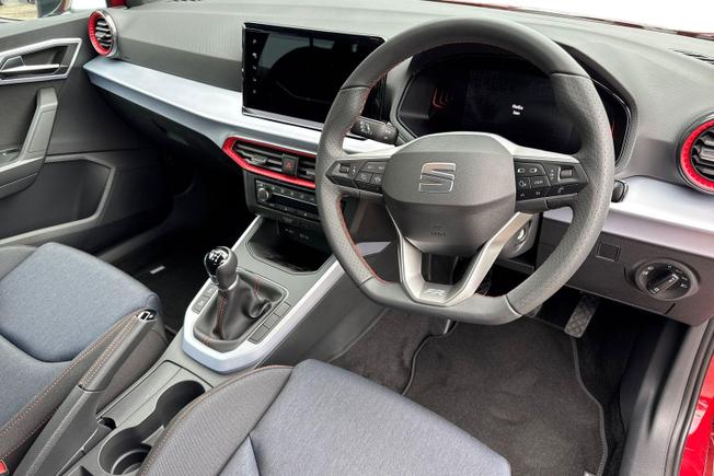 SEAT Arona Photo 6