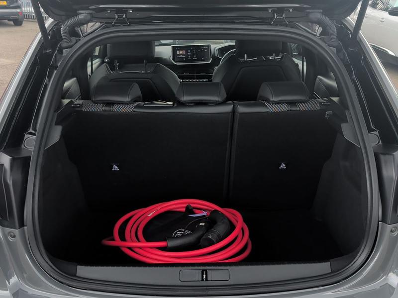 Used Peugeot E-208 AK24KYP 18