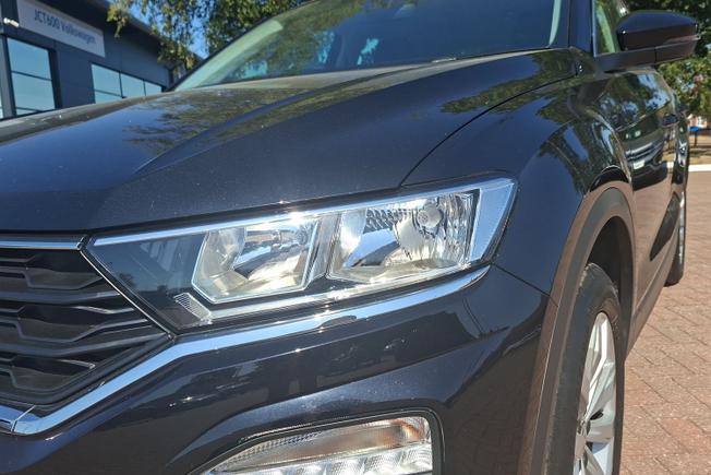 Volkswagen T-Roc Photo 19