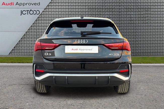 AUDI Q3 Photo 7