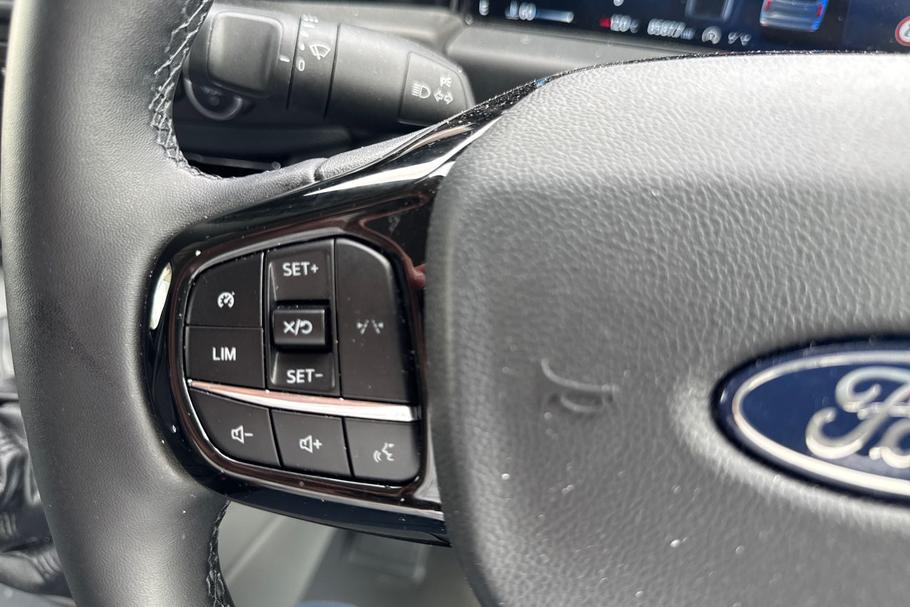 Used Ford TRANSIT CUSTOM WV26YCP 35