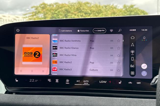 AUDI A6 e-tron Avant Photo 13
