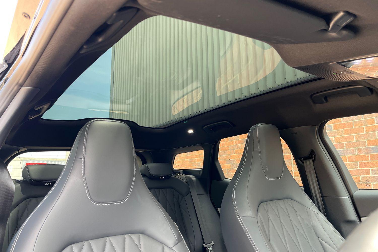 Ford Explorer Photo 38