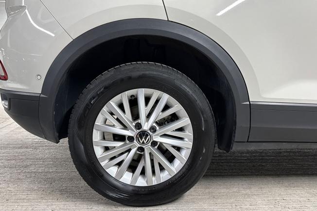 Volkswagen T-Roc Photo 5