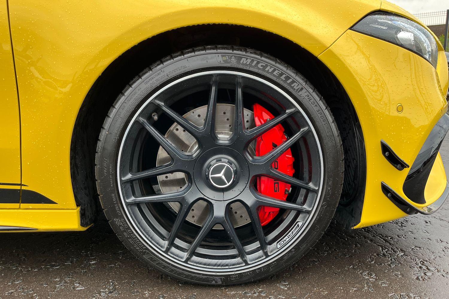 Mercedes-Benz A CLASS Photo 7