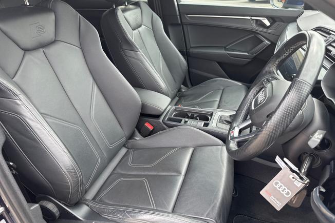 Audi Q3 Photo 41