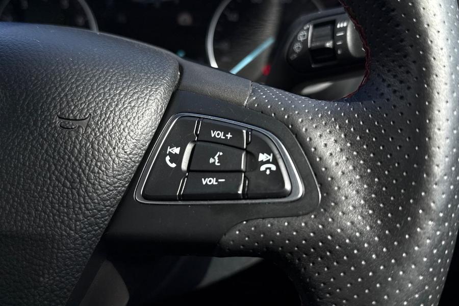 Ford EcoSport Photo autoimg-60b31b763592e471363f916b69553bc8f84c94da.jpg