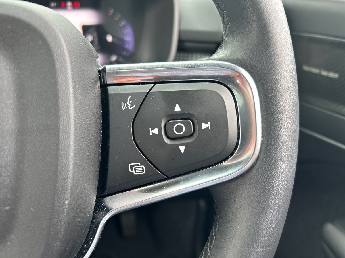 Volvo XC40 Photo 15