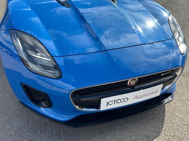JAGUAR F-Type Photo 32