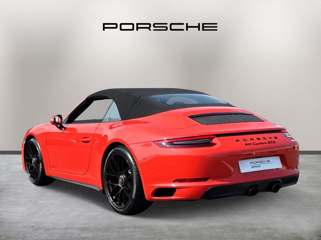 PORSCHE 911 Photo 9