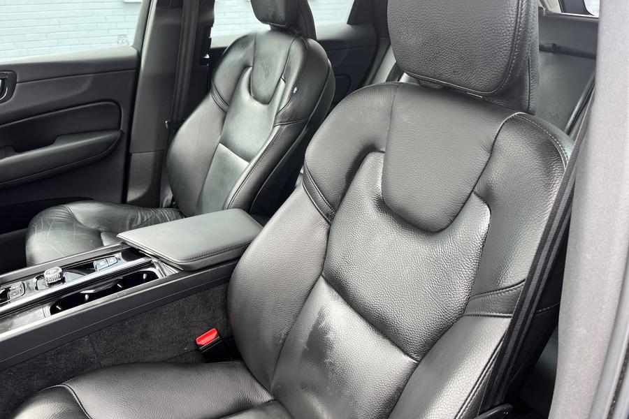 Volvo XC60 Photo autoimg-60bba898b7668368b77203a916dd9505b288a1b8.jpg