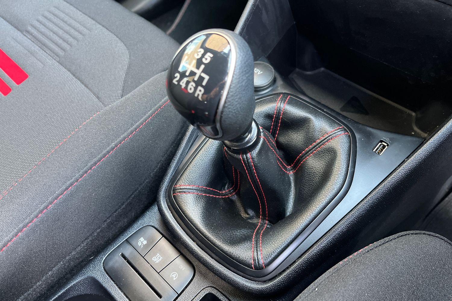 Ford FIESTA Photo 26