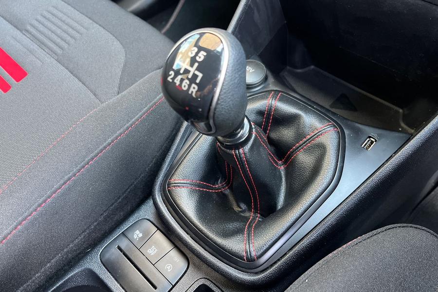 Ford FIESTA Photo autoimg-60bbf6058578f5a572d53db040caa6ff23d8ca71.jpg
