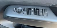 Hyundai KONA Photo 16