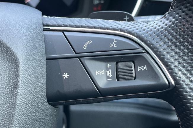 AUDI Q3 Photo 18