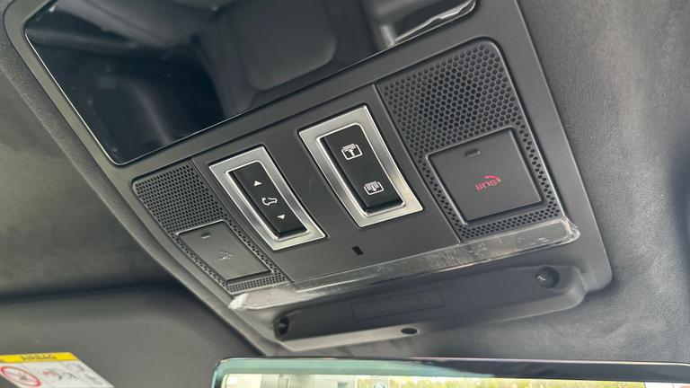 Used Land Rover Defender WF75HSC 23