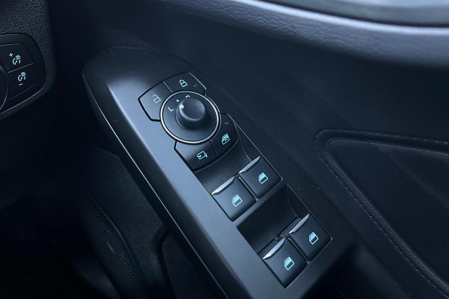 Ford Focus Photo autoimg-60be0b3a628da99b4a2972bc70b513bfc375a4c8.jpg