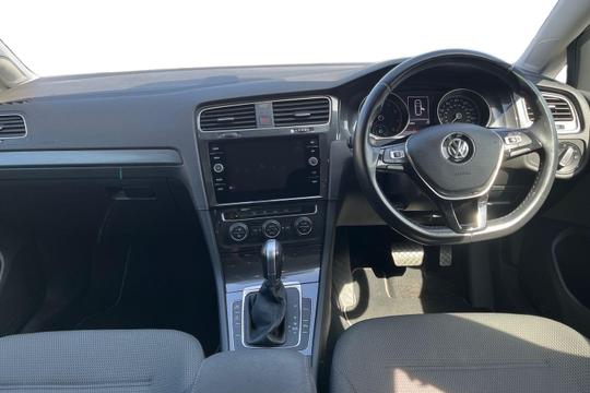 Volkswagen Golf Photo autoimg-60c20f83771294510d30a39d5e6d9cf39d7a07ee.jpg