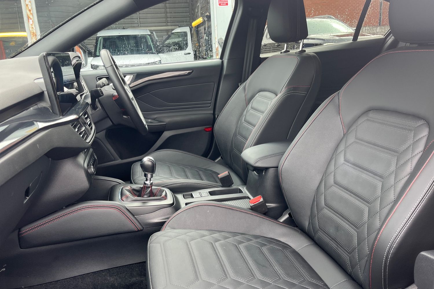 Ford FOCUS Photo 18