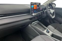 VOLKSWAGEN T-Roc Photo 2