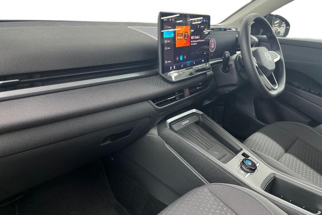 VOLKSWAGEN T-Roc Photo 2