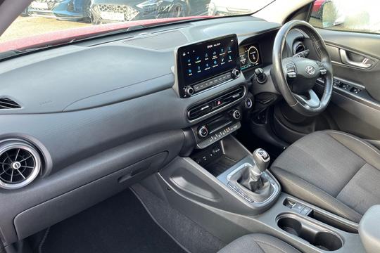 Hyundai KONA Photo autoimg-60cab4d8b95a4197f0f8c337e025f685da044427.jpg