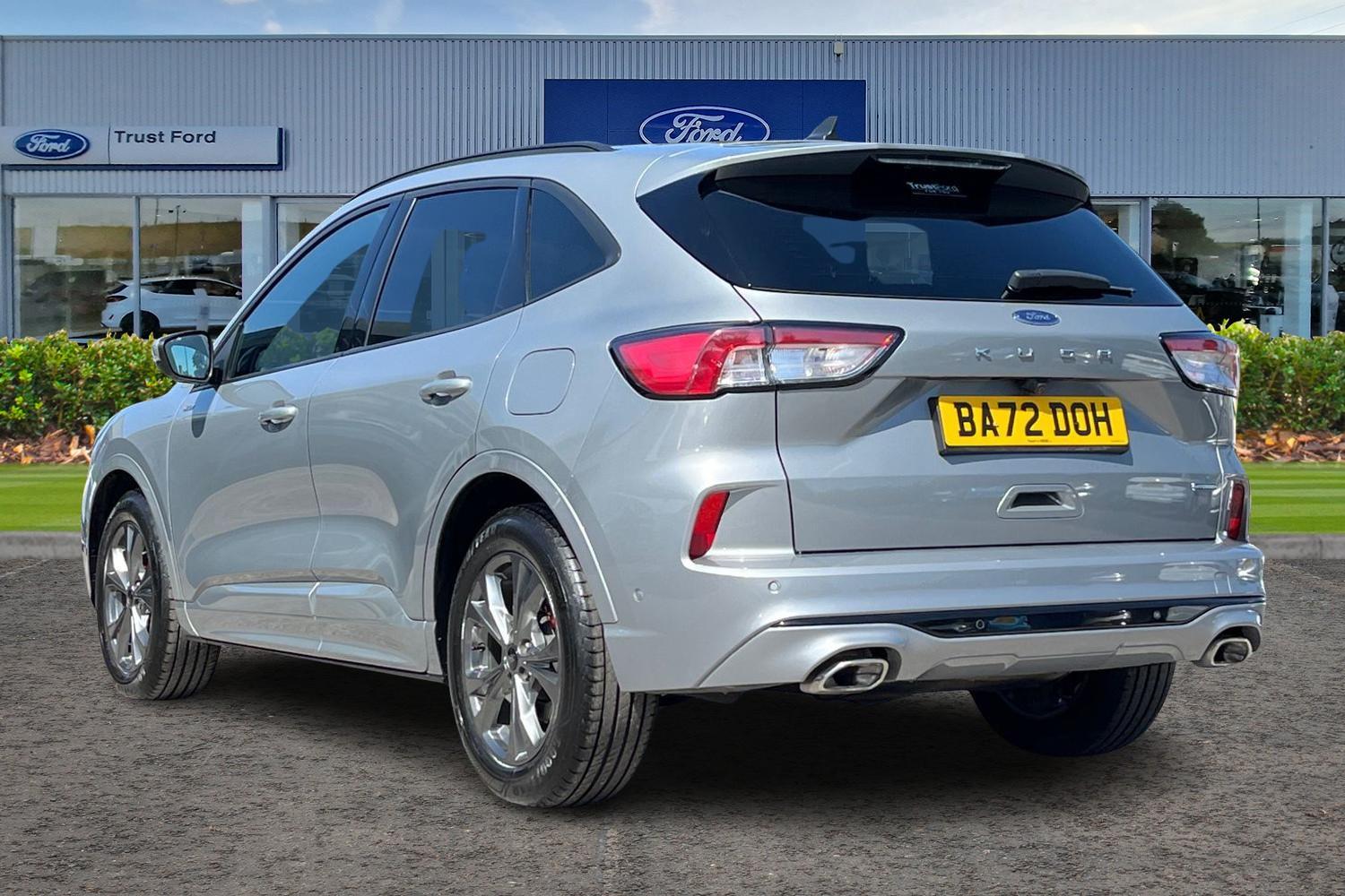 Ford Kuga Photo 1