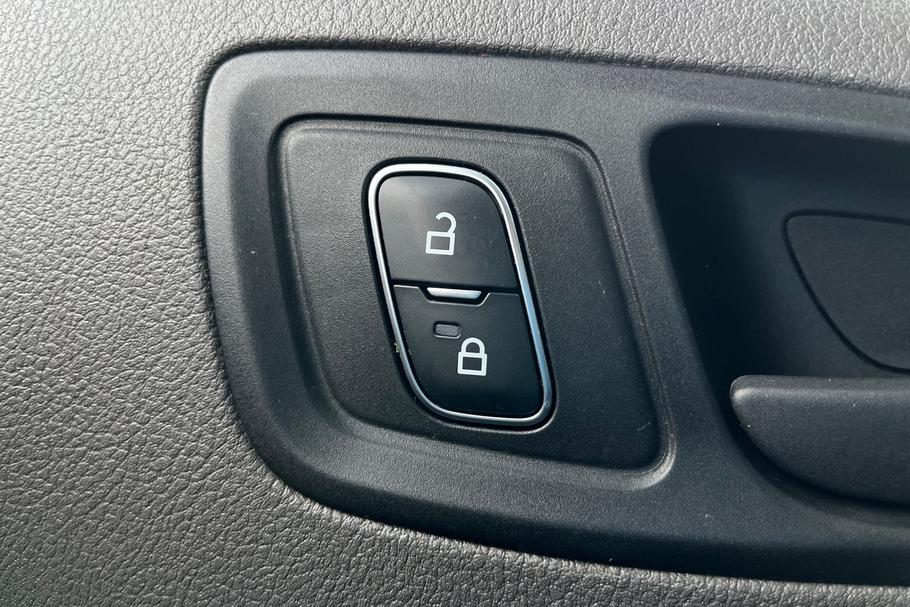 Used Ford Transit Connect CU71BHZ 18