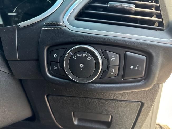 FORD Edge Photo 31