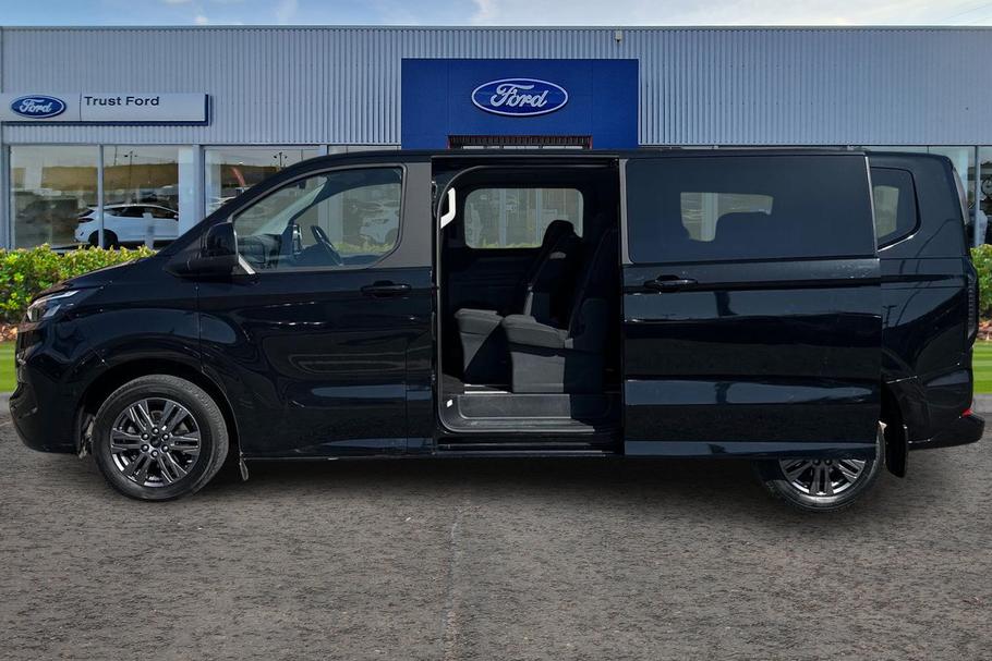 Used FORD TOURNEO CUSTOM LF74TMW 5