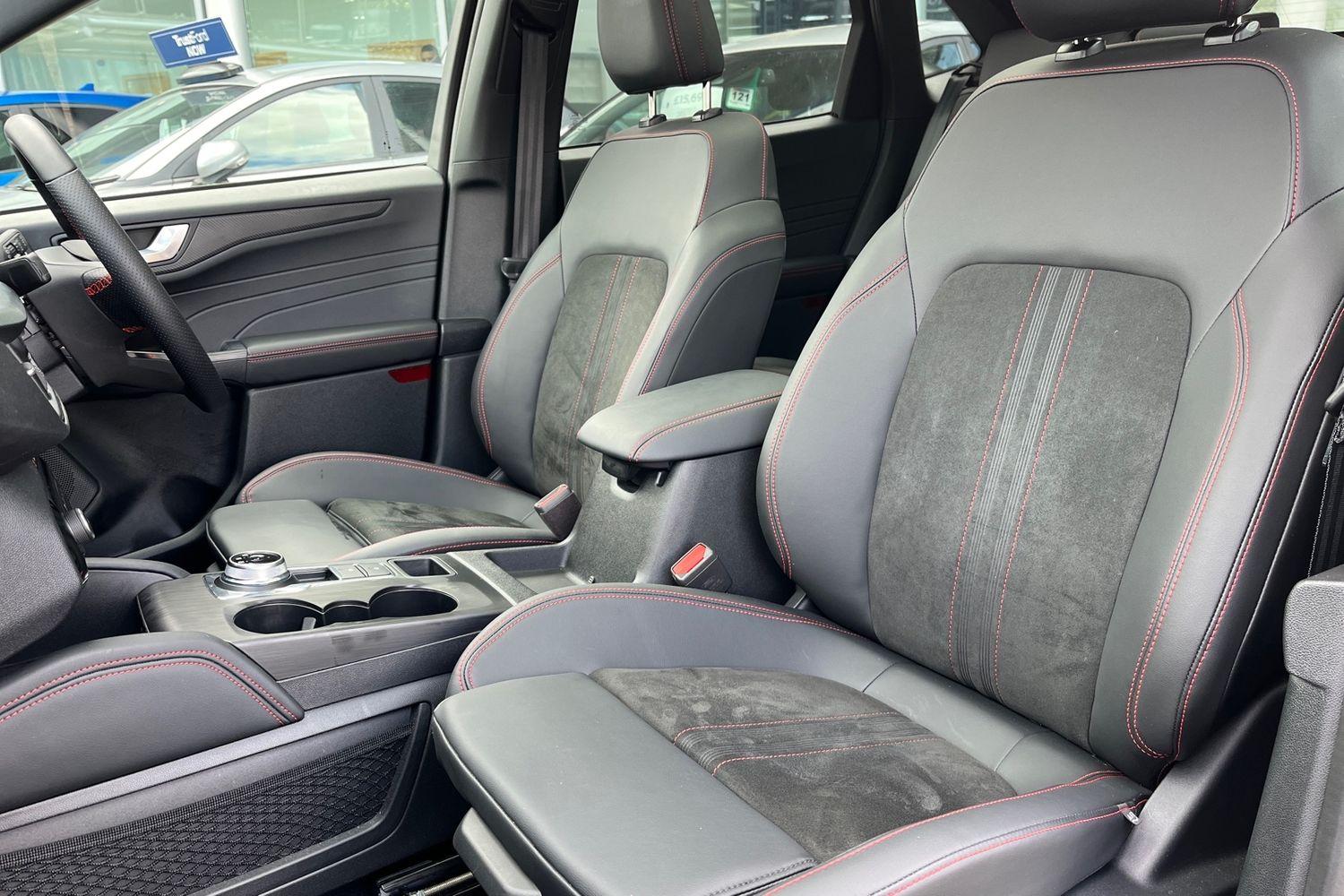 Ford Kuga Photo 18