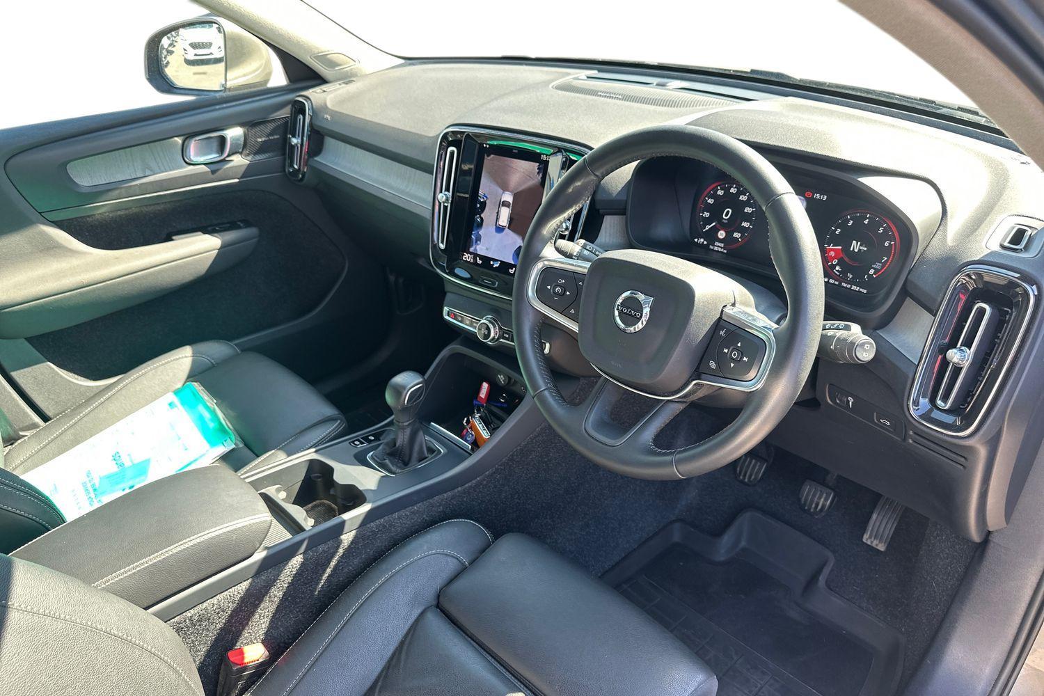 Volvo XC40 Photo 8
