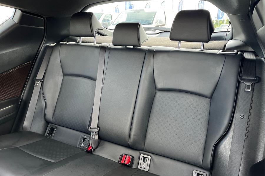 Toyota C-HR Photo autoimg-60d4be68911b48ad2ed5455dabd75fb593221e71.jpg