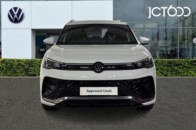 VOLKSWAGEN Tiguan Photo 8