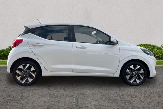 Hyundai i10 Photo autoimg-60d8f82a3c8a0fc86dee9f574941389973c2b6bd.jpg